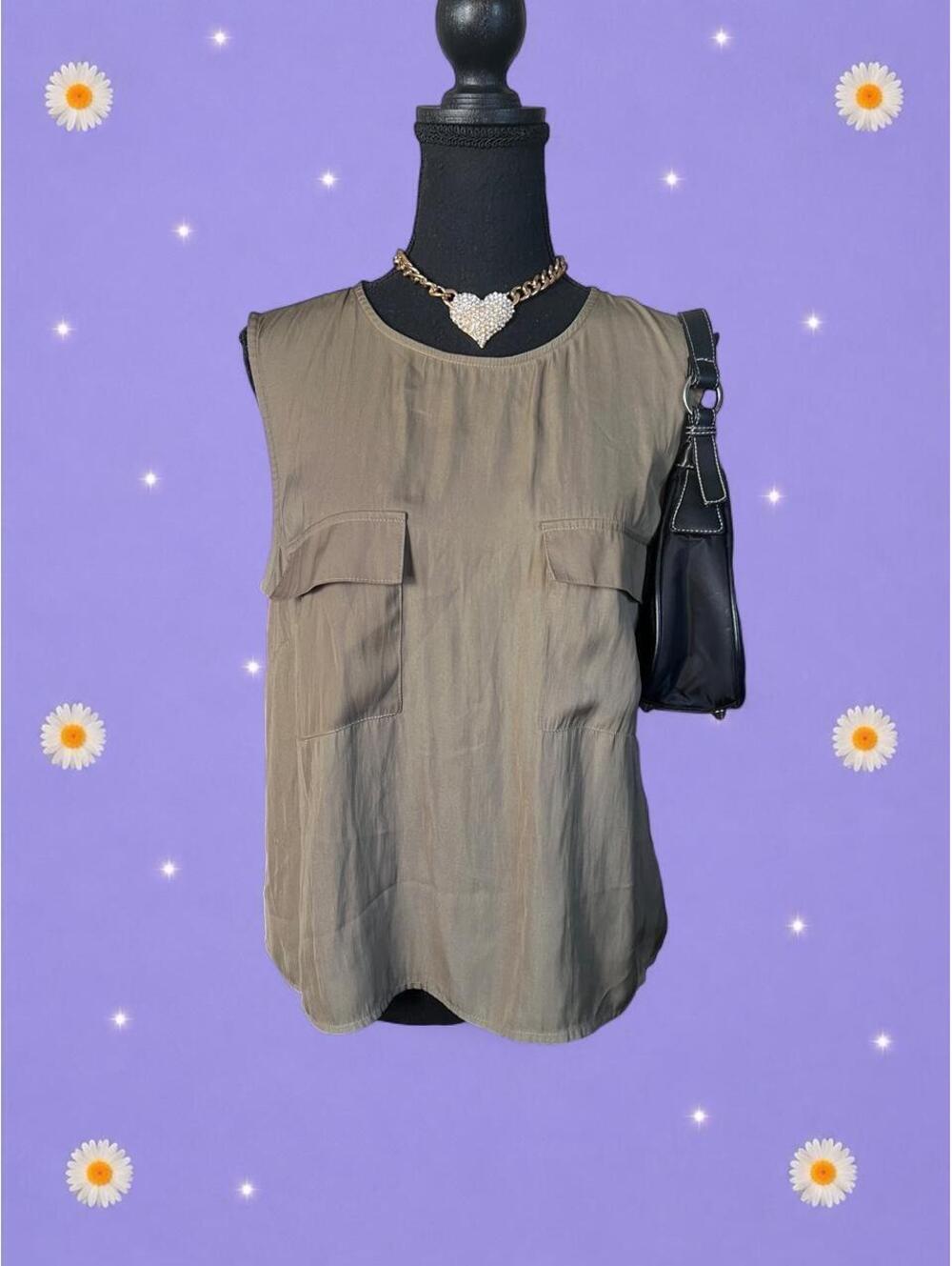 Olive Green Utility Sleeveless Tank Top Size Medium 💚